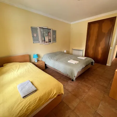 Villa Spacious Ground-floor With Private & Heated Pool