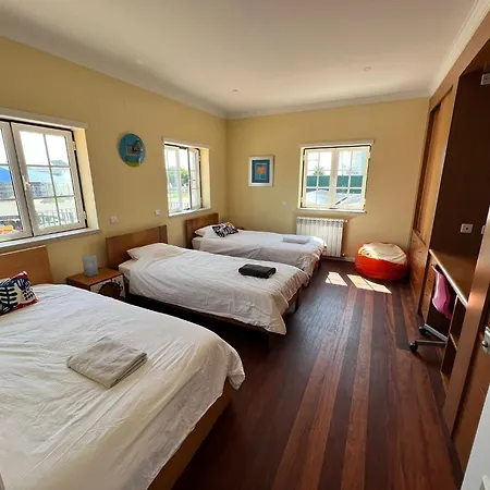 Spacious Ground-floor With Private & Heated Pool Villa São Martinho do Porto