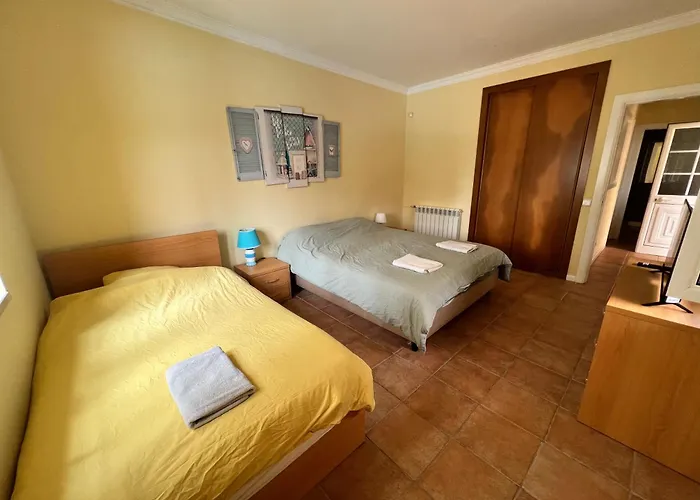 Villa Spacious Ground-floor With Private & Heated Pool