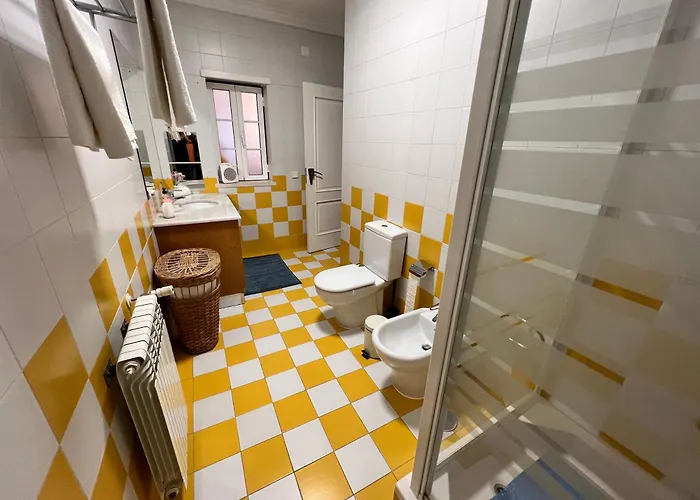 Spacious Ground-floor With Private & Heated Pool *