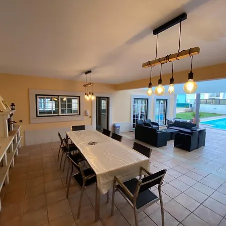 Villa Spacious Ground-floor With Private & Heated Pool